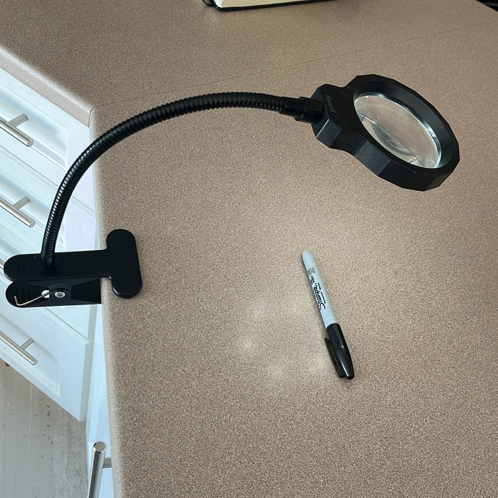 Magnifying desk lamp - Picture 7 of 9
